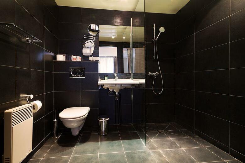 Hotel Arc Elys�es