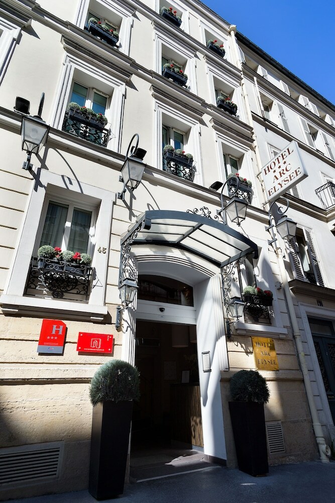 Hotel Arc Elys�es