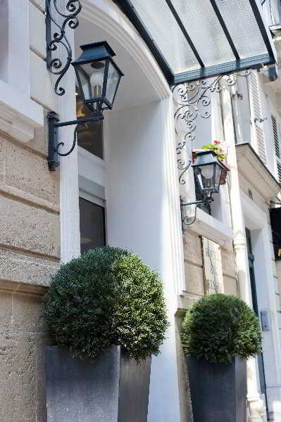 Hotel Arc Elys�es