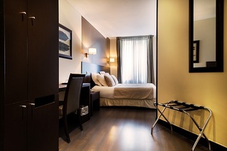 Hotel Arc Elys�es
