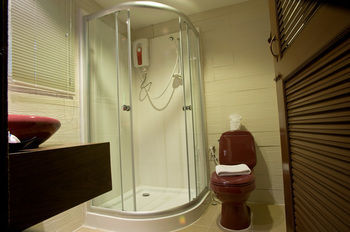 Hotel Inrawadee Resort