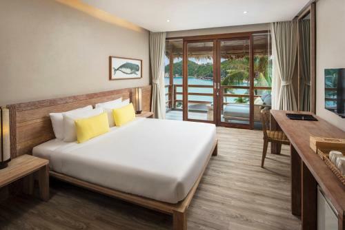 Hotel Beach Club By Haadtien