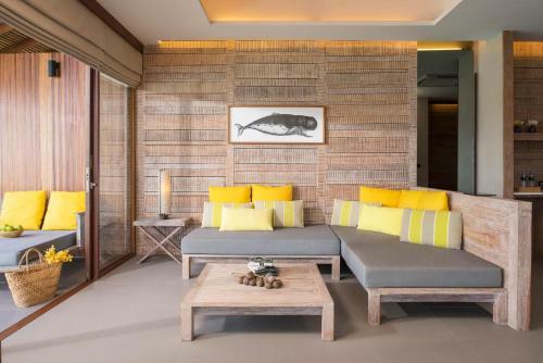 Hotel Beach Club By Haadtien
