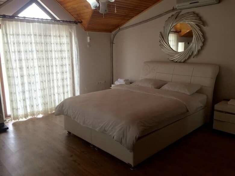 Asfar Villa