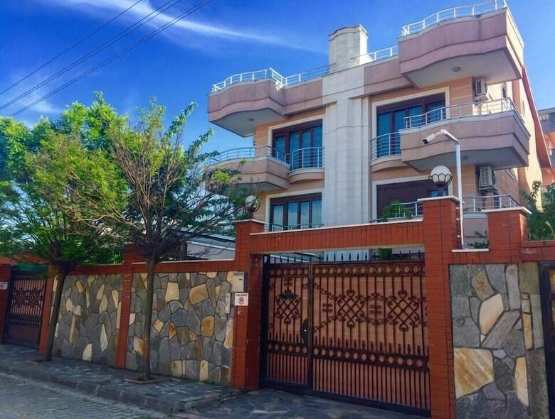 Asfar Villa