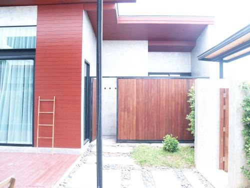 Hotel Sea Two Pool Villa Resort Pattaya
