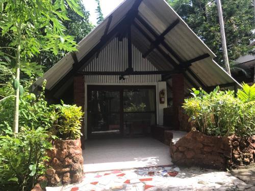 Hotel Pine Bungalow Krabi
