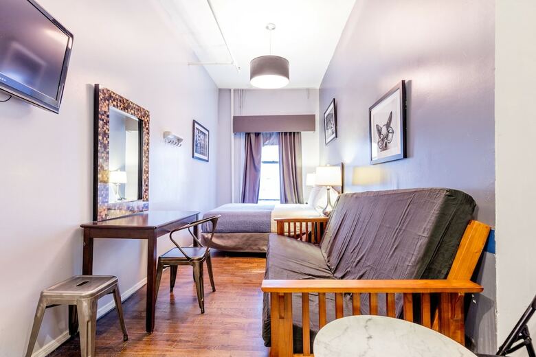 Hotel 309