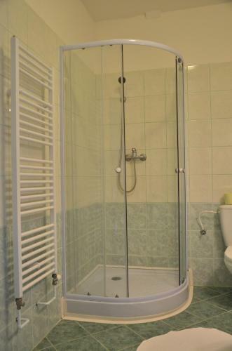 Hostal Penzion Aura