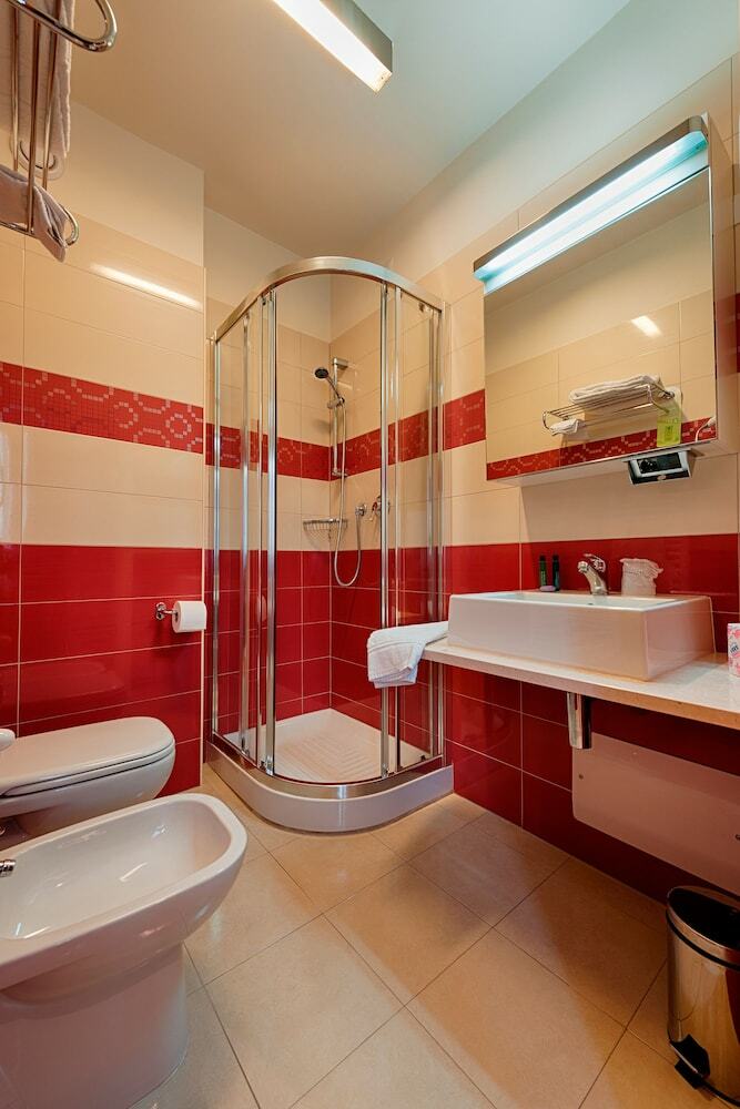 Hb Aosta Hotel