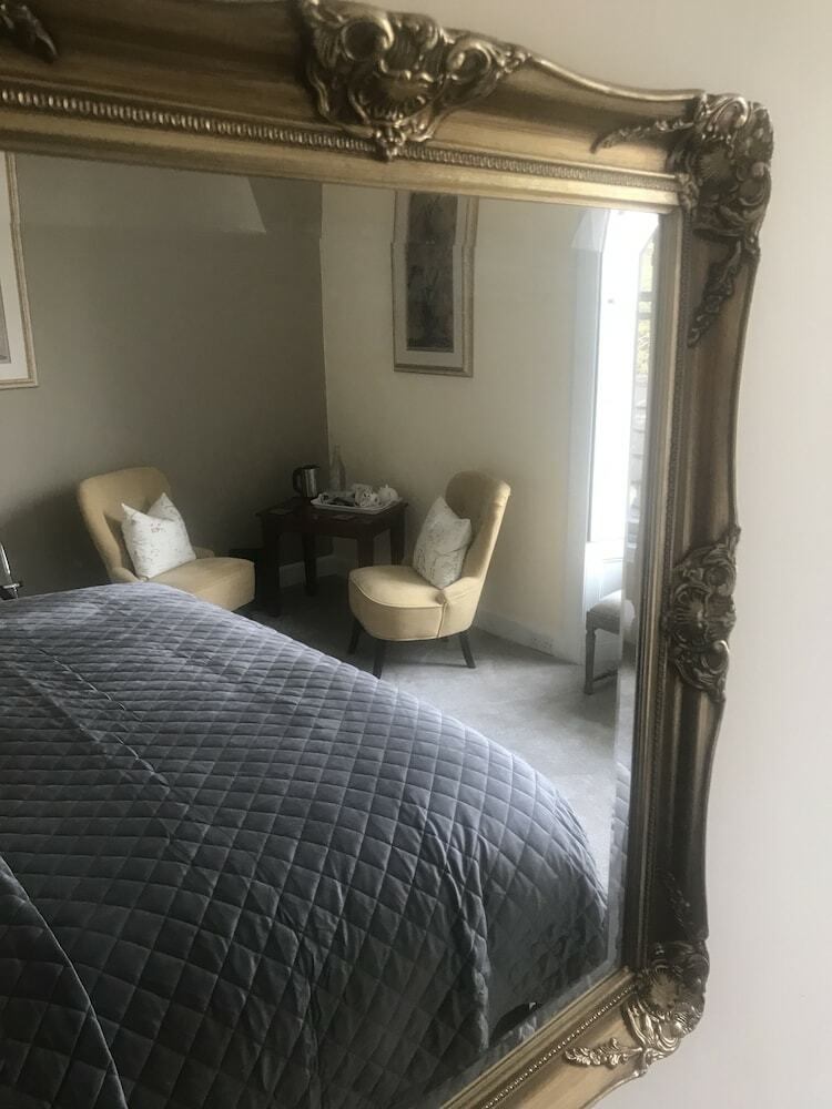 Hostal Merlindale