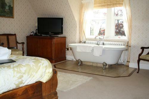 Knock Castle Hotel & Spa