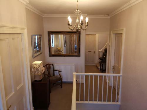 Bed & Breakfast Hay Lodge
