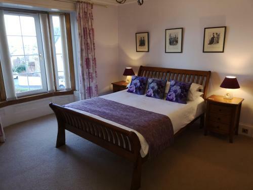 Bed & Breakfast Hay Lodge