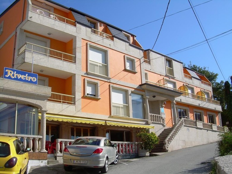 Hotel Riveiro II