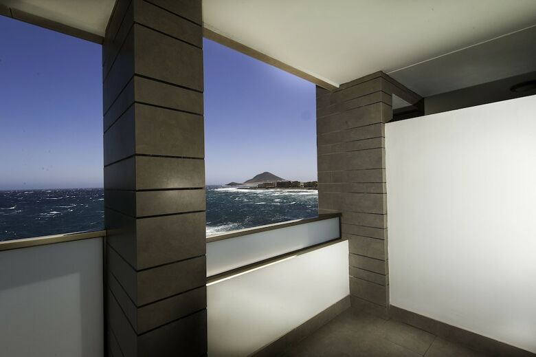 Kn Hotel Arenas Del Mar Adults Only