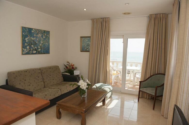 Aparthotel Lloyds Beach Club