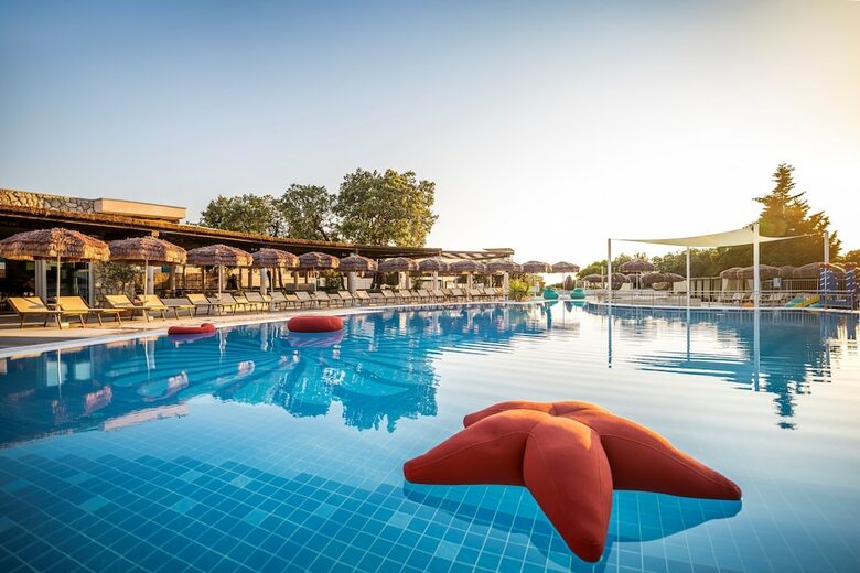 Hotel Valamar Tirena