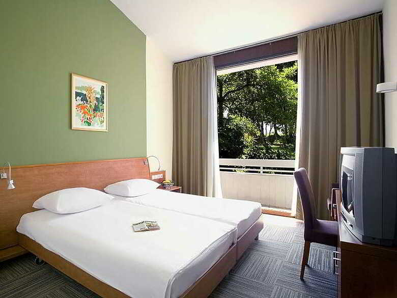 Hotel Valamar Tirena