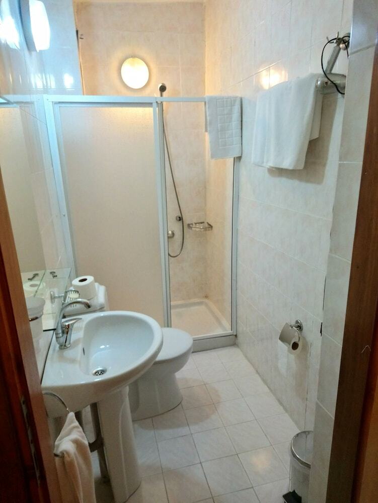 Cosmopolitan Park Hotel