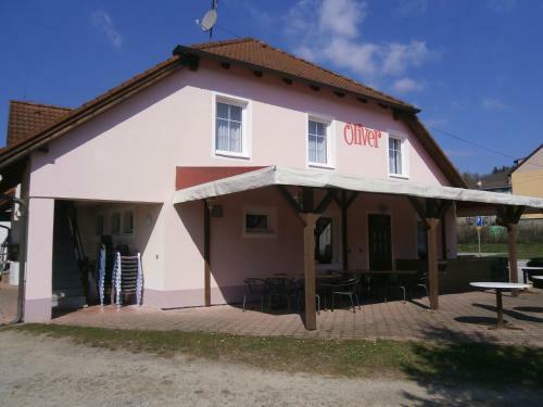 Hostal Penzion Oliver