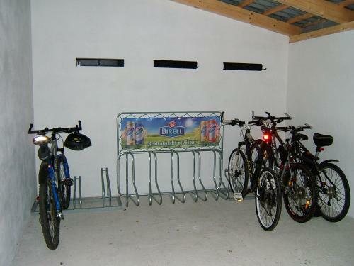 Bed & Breakfast Penzion St?�brn� V�tr - Adults Only