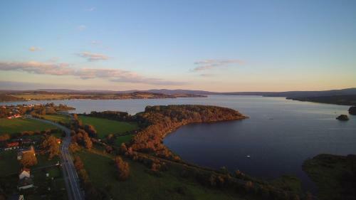 Bed & Breakfast Penzion St?�brn� V�tr - Adults Only