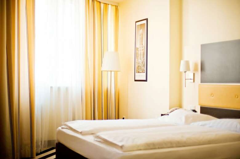 Hotel Bristol