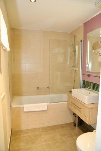 Hotel Orly
