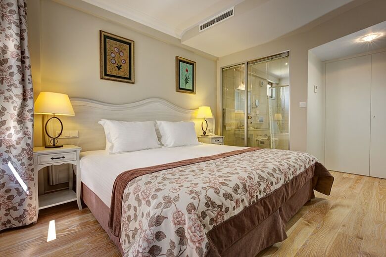 Arena Hotel