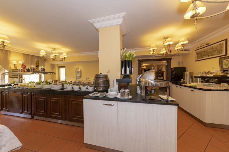 Arena Hotel