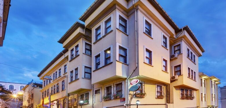 Arena Hotel