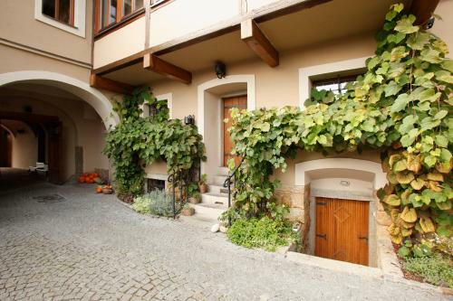 Hostal Penzion ?tybar