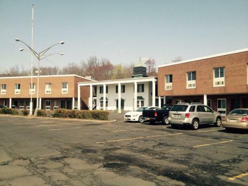 Nyack Motor Lodge