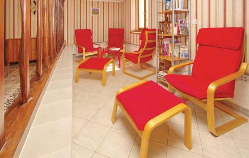 Holiday Home Moulin Cacaud N-609