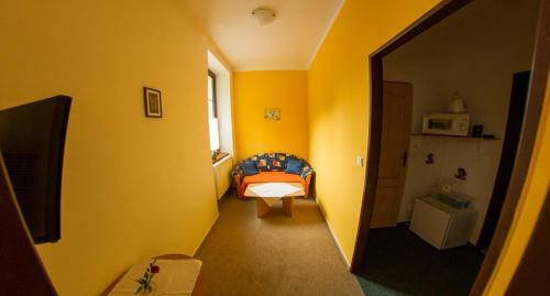 Hostal Penzion ?umavous