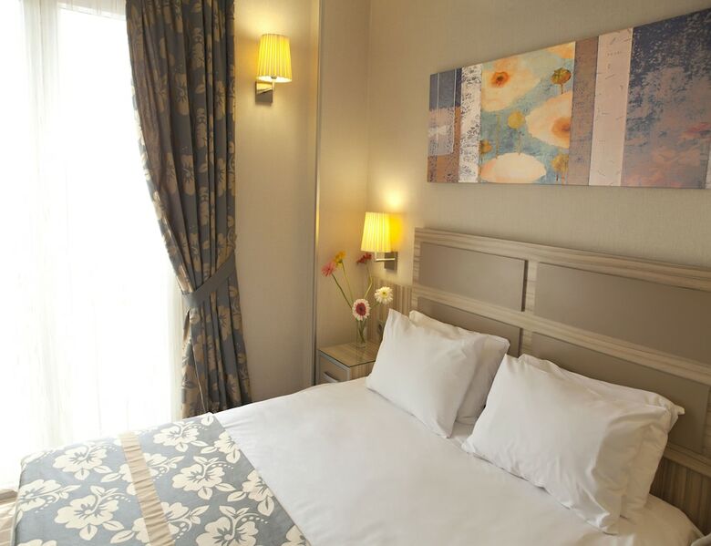 Nanda Hotel