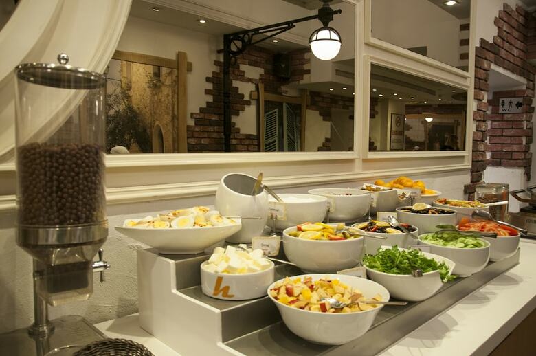 Hotel Pera Tulip