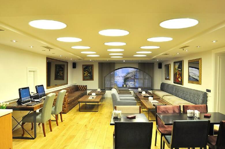 Hotel Pera Tulip
