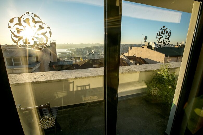 Hotel Pera Tulip
