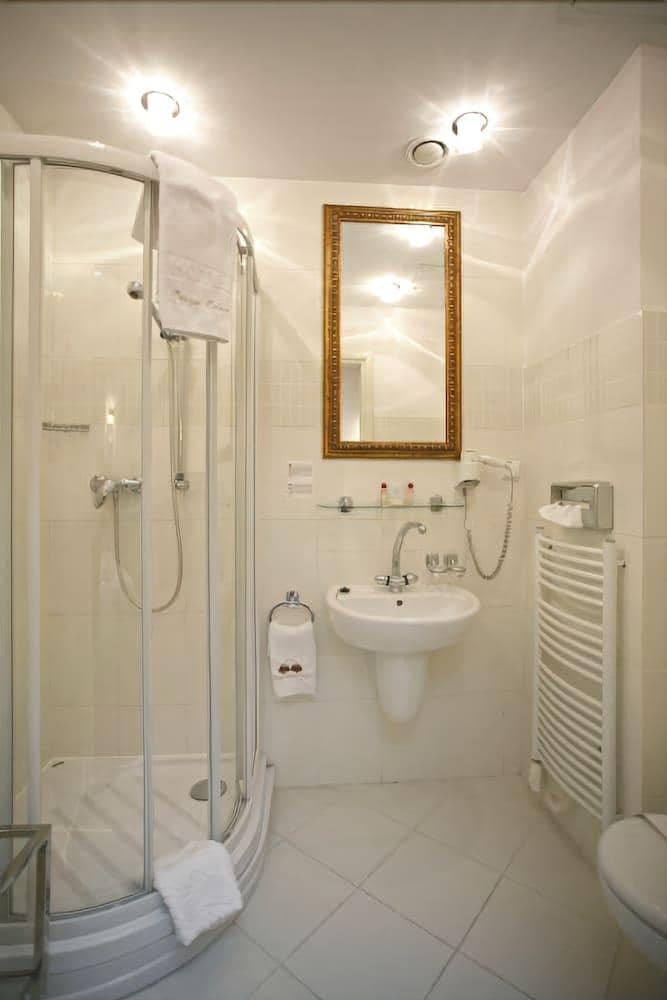 Hotel Ostoya Palace