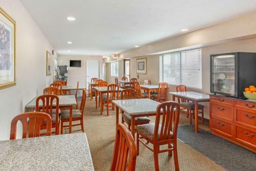 Hotel Quality Inn & Suites Oceanside Near Camp Pendleton