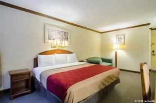 Hotel Econo Lodge Colonial