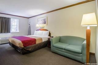 Hotel Econo Lodge Colonial