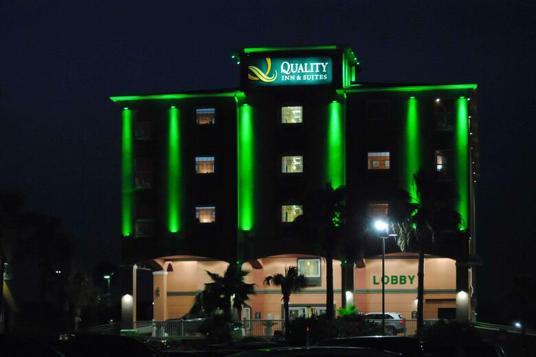 Hotel Quality Inn & Suites Beachfront