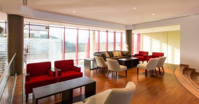 Hotel Coimbra Aeminium, Affiliated By Meli�