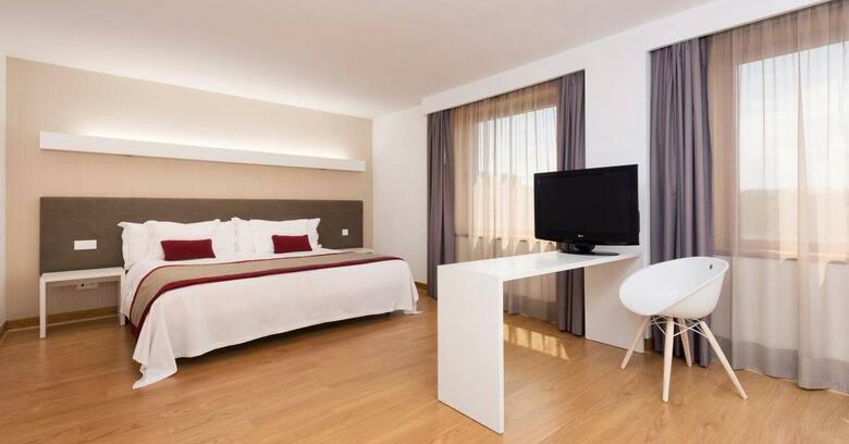 Hotel Coimbra Aeminium, Affiliated By Meli�