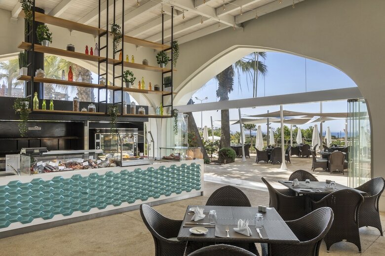 Vilamoura Beach Hotel