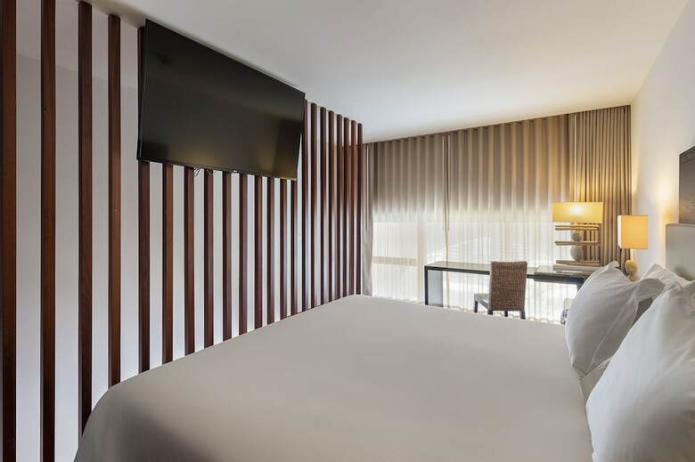 Vilamoura Beach Hotel