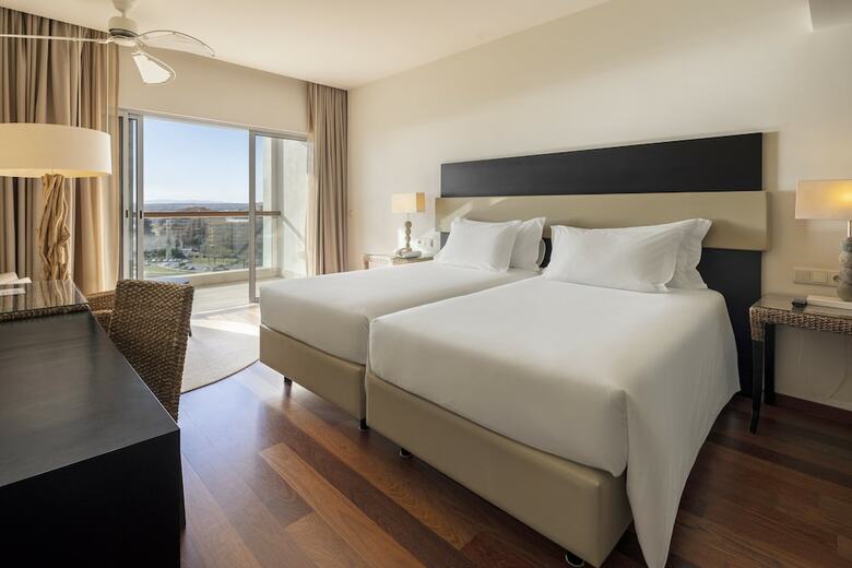 Vilamoura Beach Hotel